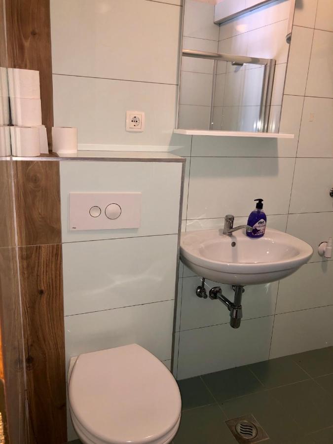 Apartmani Janja Starigrad Paklenica Luaran gambar