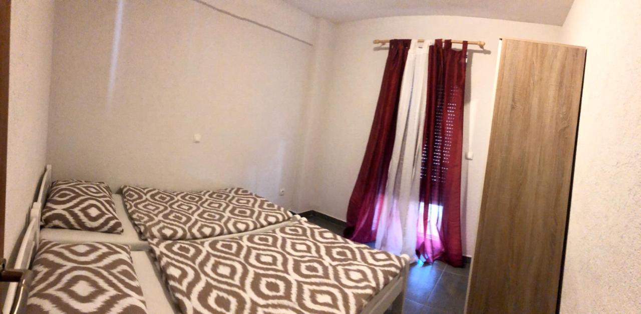 Apartmani Janja Starigrad Paklenica Luaran gambar