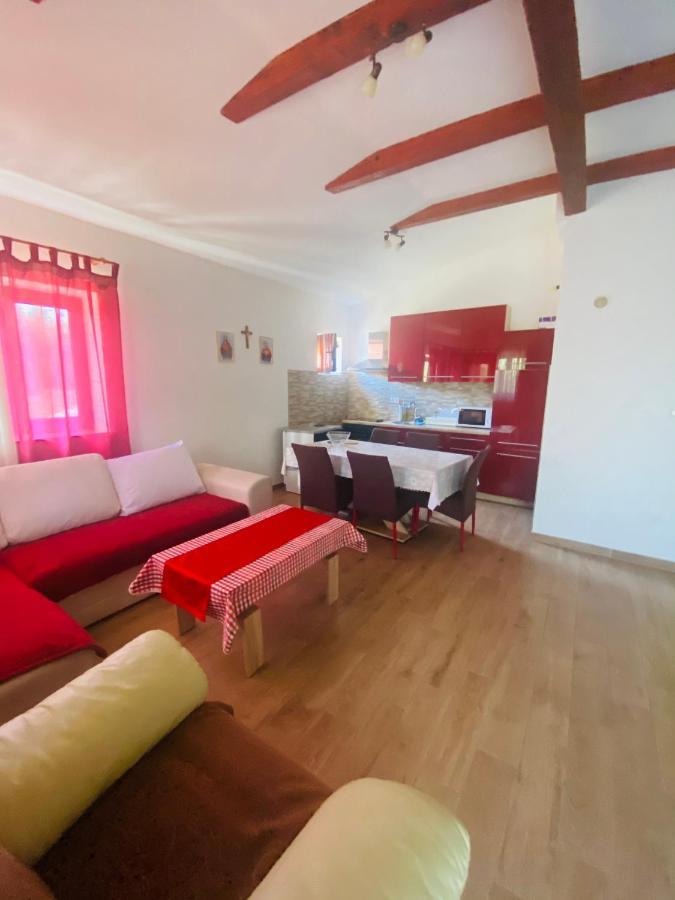 Apartmani Janja Starigrad Paklenica Luaran gambar