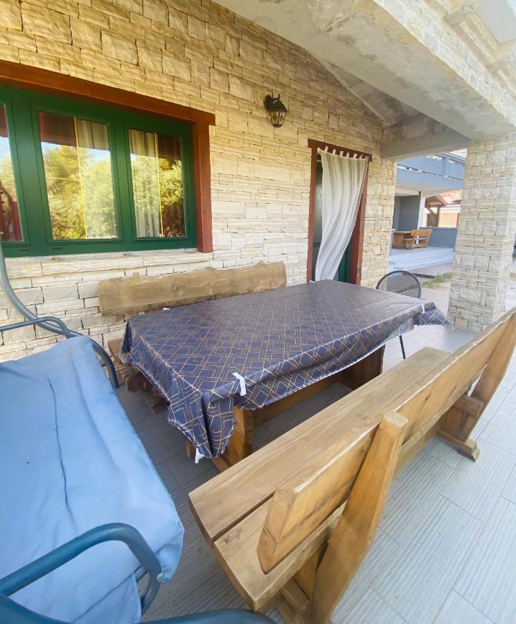 Apartmani Janja Starigrad Paklenica Luaran gambar